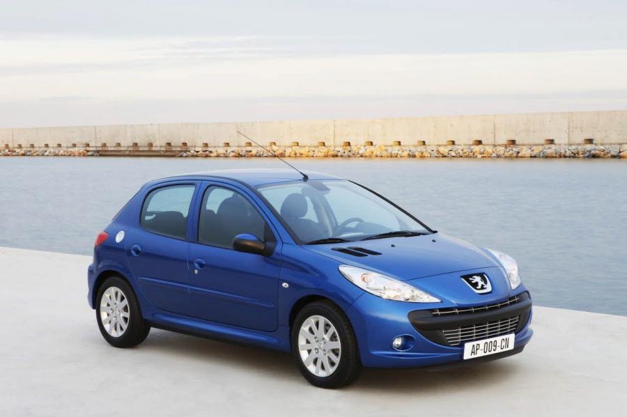  Peugeot 206 Plus 2009 года  (фото 19 из 49)